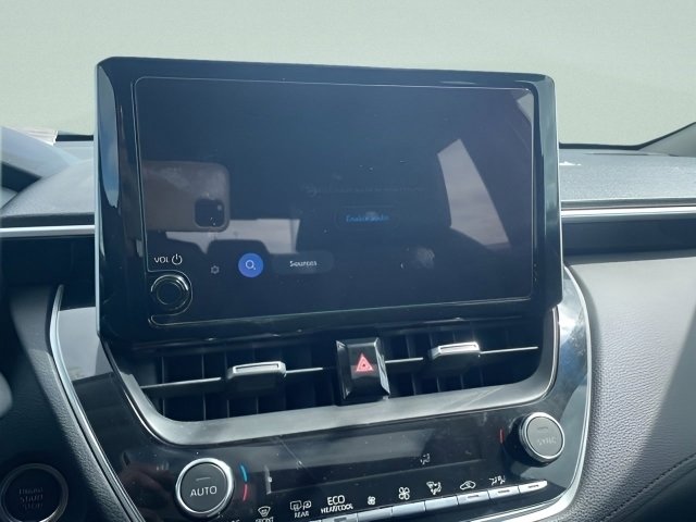 Used 2023 Toyota Corolla Cross XLE w/ Convenience Package image 25