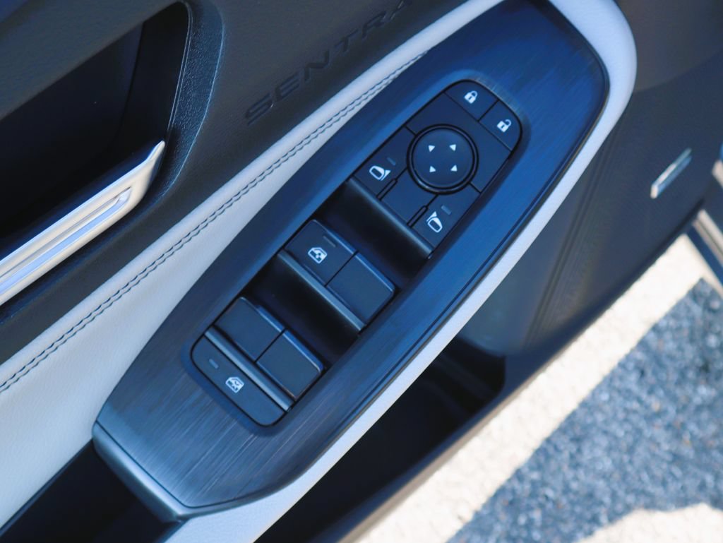 New 2026 Nissan Sentra SL w/ Floor Mat Package FWD image 18