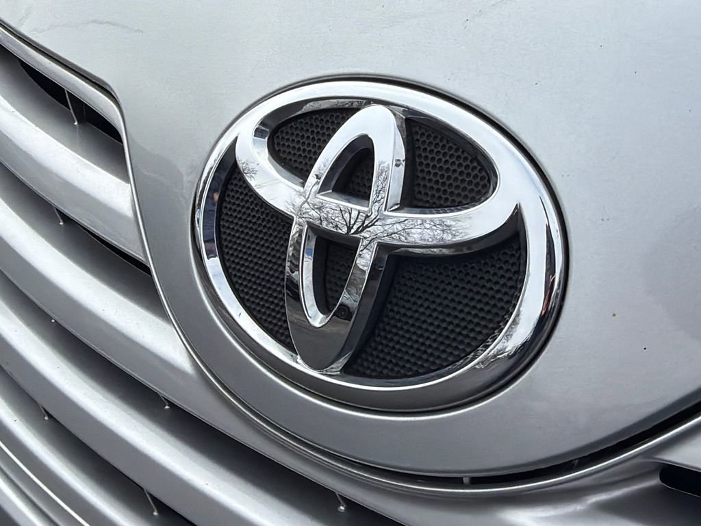 Used 2007 Toyota Camry LE image 10