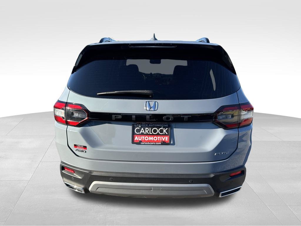 Used 2024 Honda Pilot Elite image 8