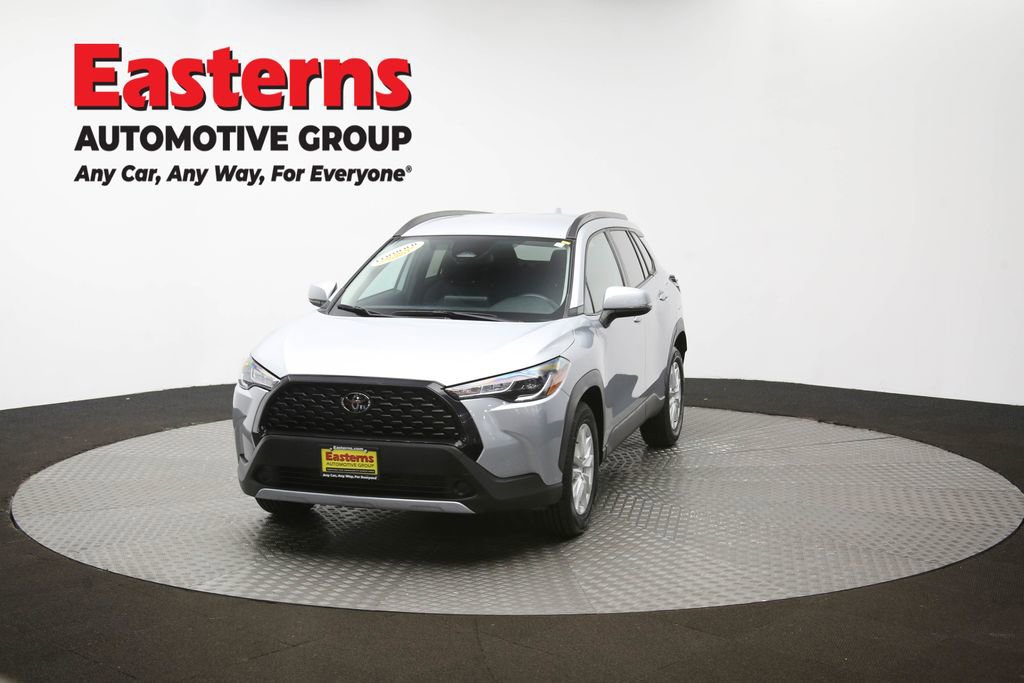 Used 2024 Toyota Corolla Cross LE image 53
