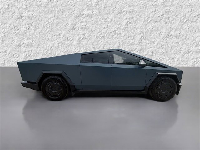 Used 2025 Tesla Cybertruck AWD Crew Cab image 2