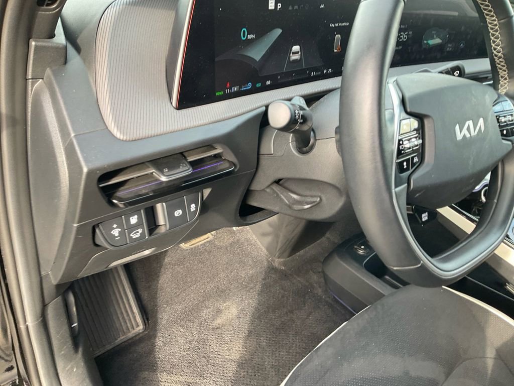 Used 2022 Kia EV6 GT-Line w/ GT-Line Suede Seat Package image 14