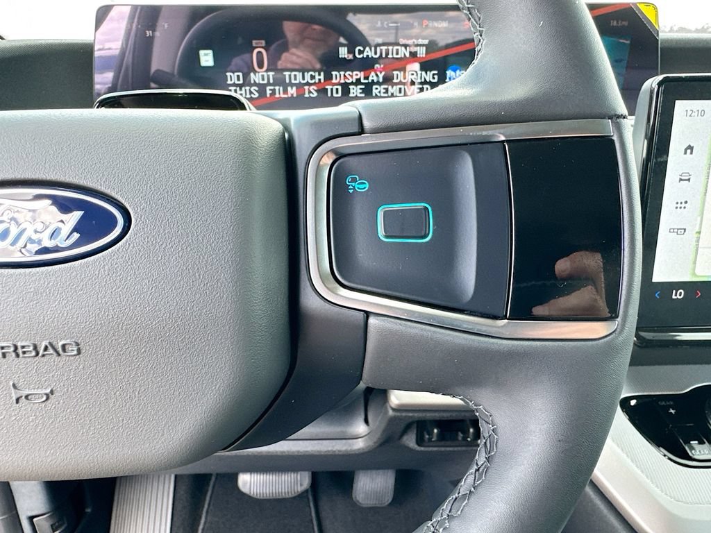 New 2026 Ford Expedition Active RWD image 14