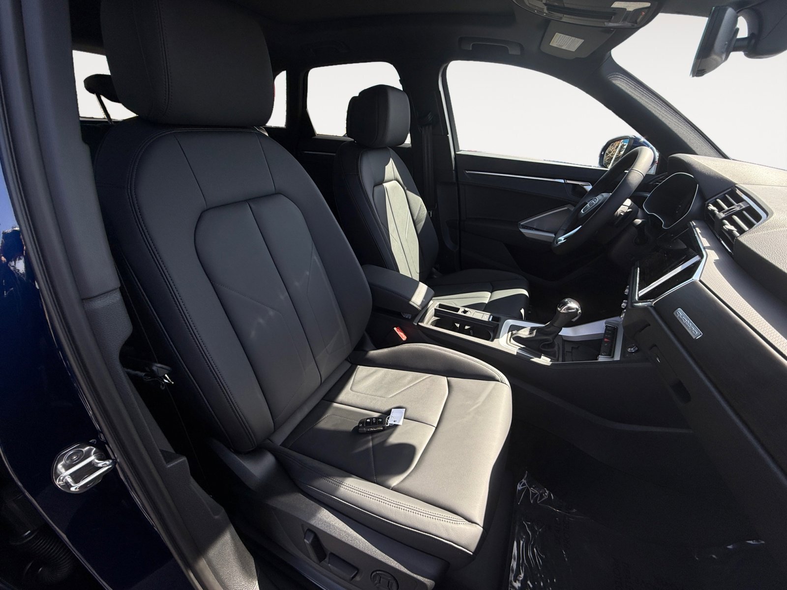 Used 2025 Audi Q3 2.0T Premium Plus w/ Premium Plus Package image 19