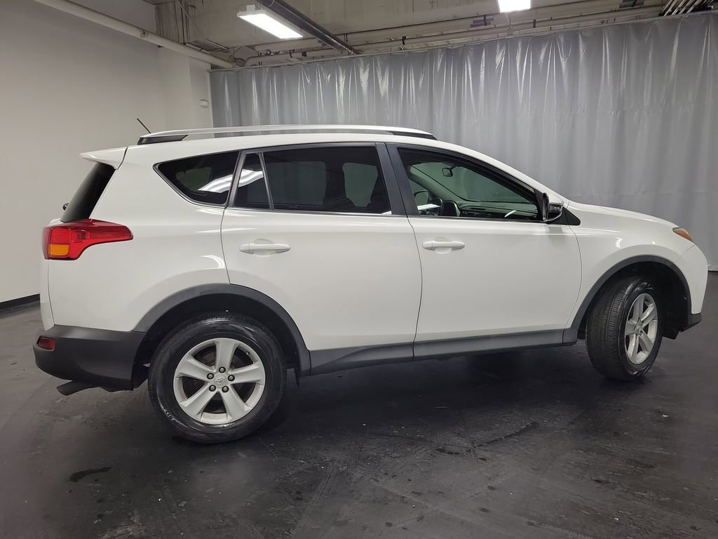 Used 2014 Toyota RAV4 XLE image 9