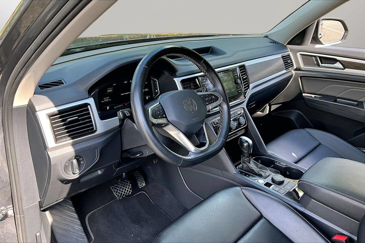 Used 2023 Volkswagen Atlas SE AWD/4WD image 17