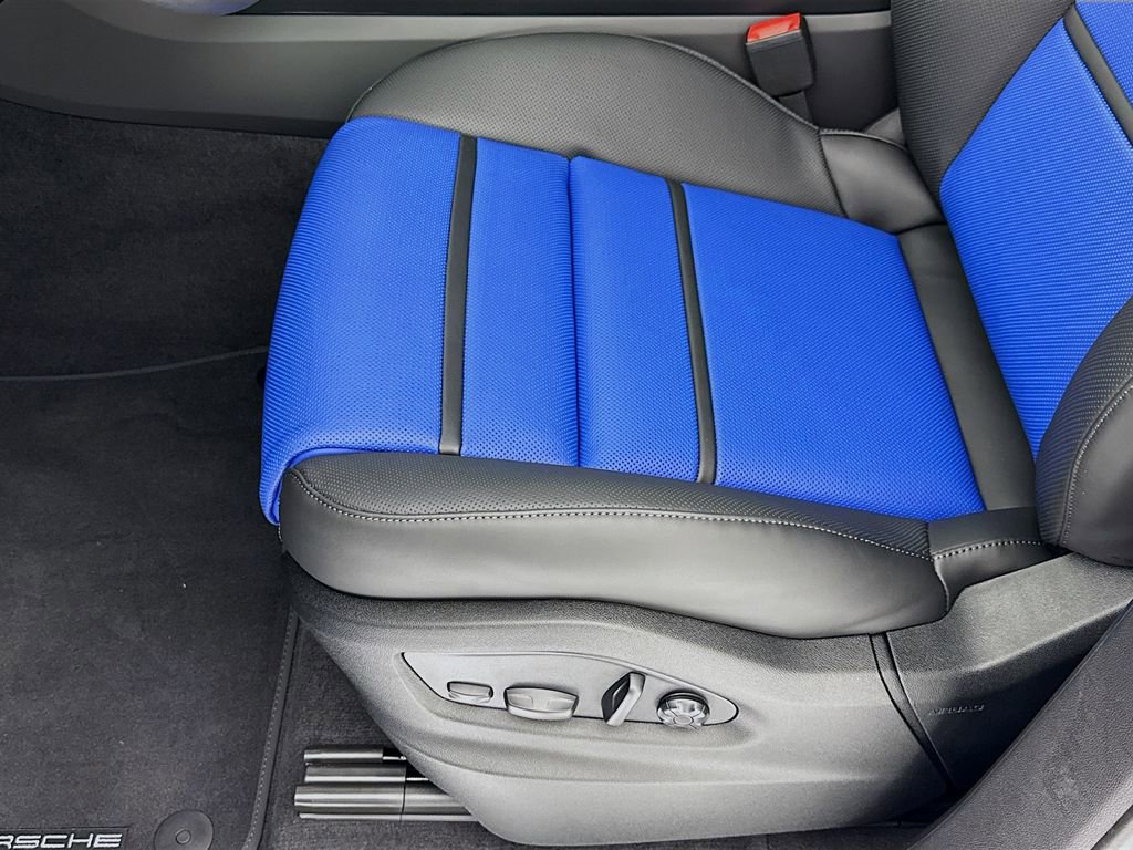 New 2026 Porsche Cayenne S AWD/4WD image 14