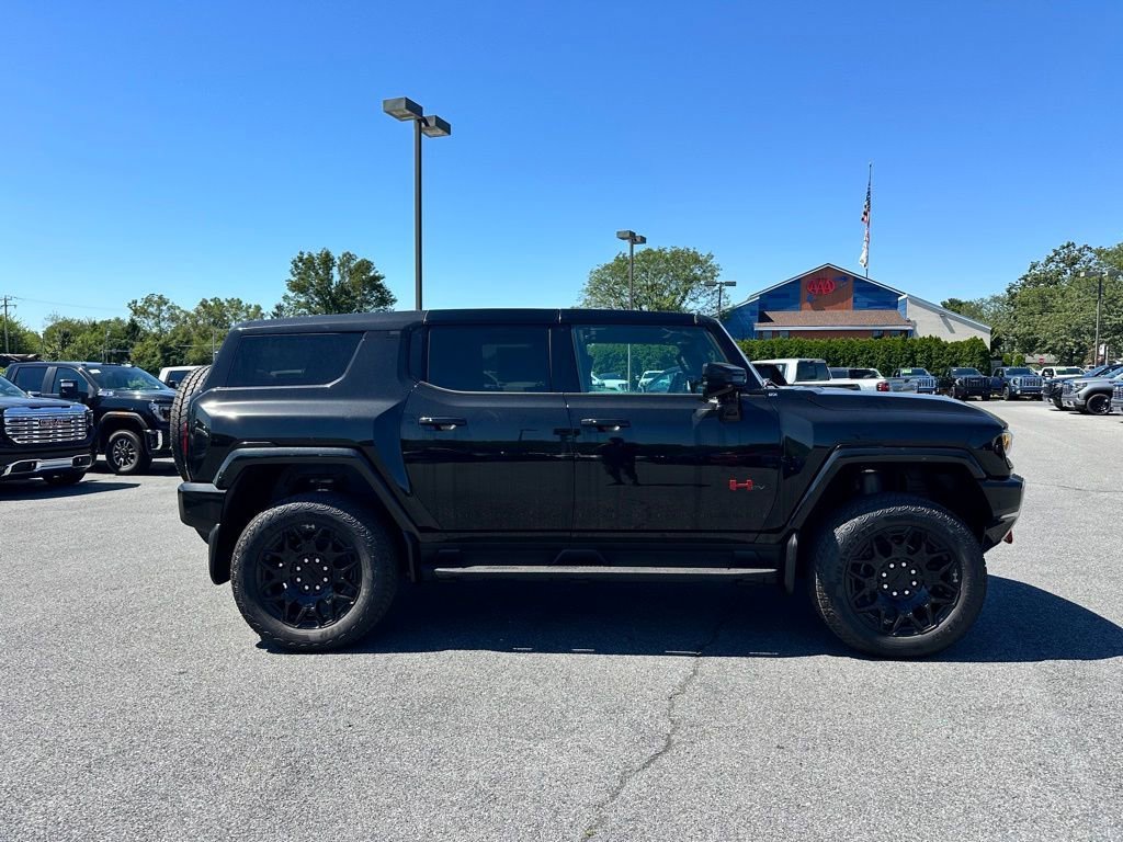 New 2026 GMC Hummer EV SUV w/ LPO, Sport Package AWD/4WD video 3