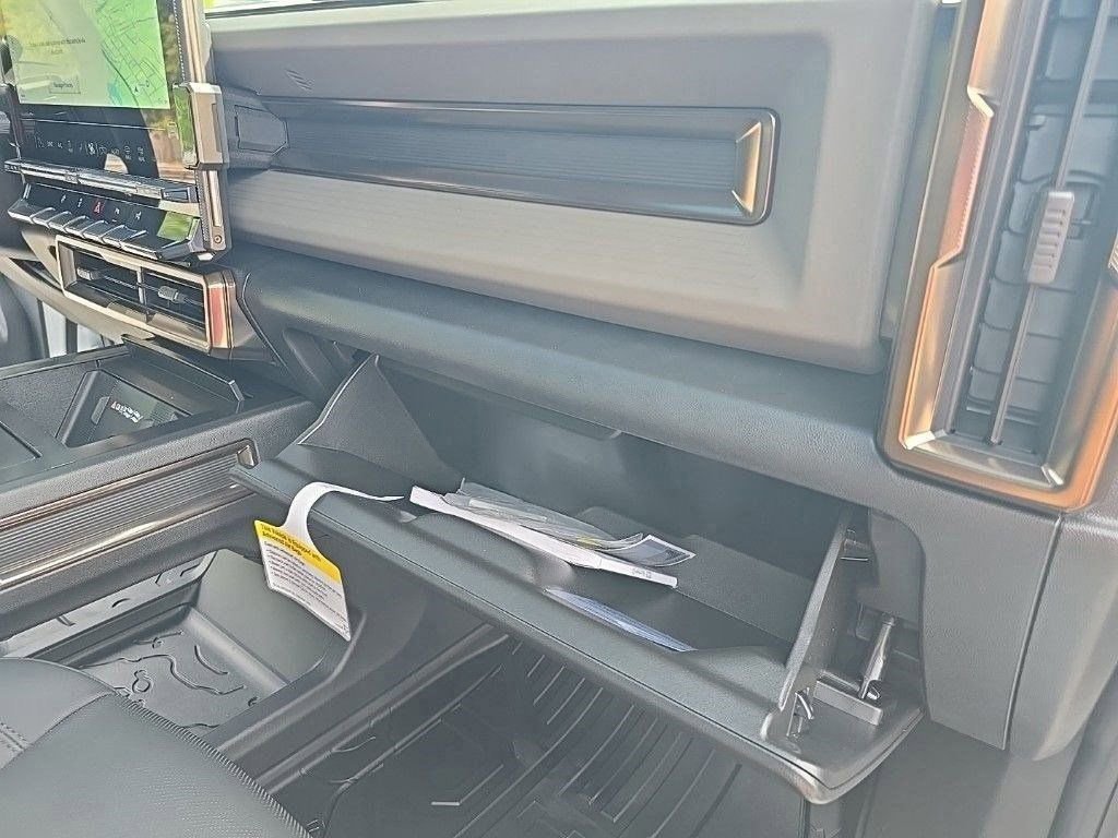 New 2025 GMC Hummer EV 3X image 28
