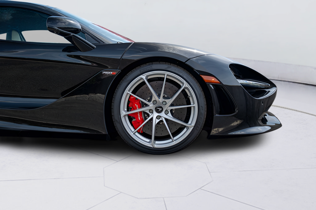 New 2026 McLaren 750S RWD image 19