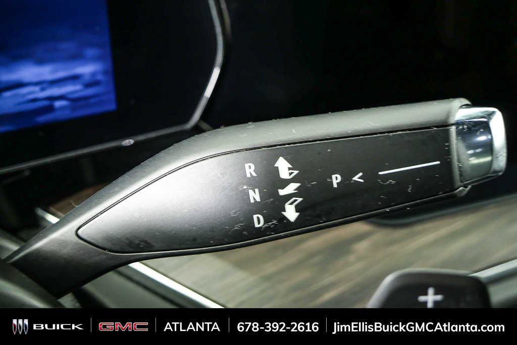 Used 2025 Chevrolet Tahoe LT AWD/4WD image 17