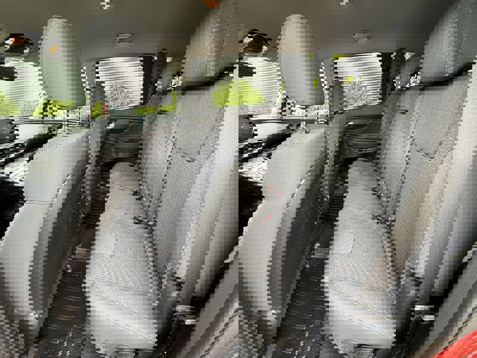 Used 2022 Hyundai Santa Fe SEL image 12