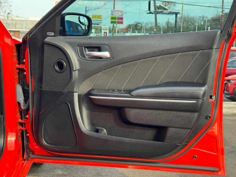 Used 2022 Dodge Charger GT image 36