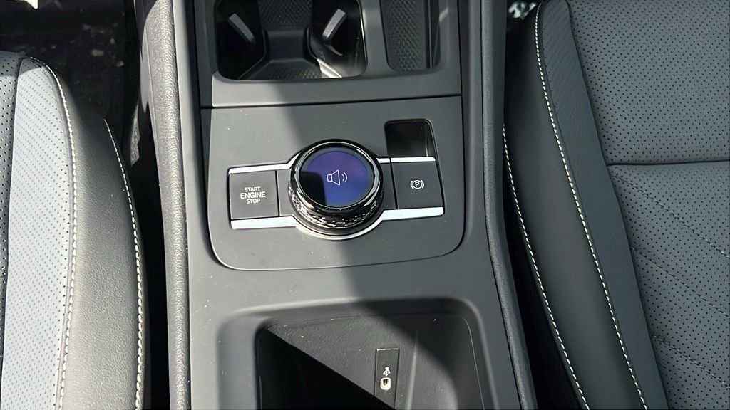 New 2026 Volkswagen Tiguan SE R-Line image 23