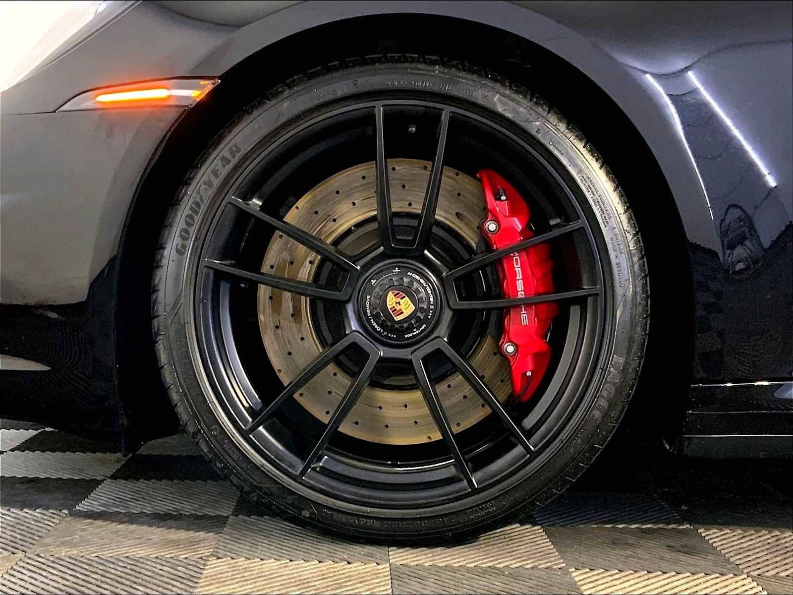 Certified 2024 Porsche 911 Targa 4 GTS image 11