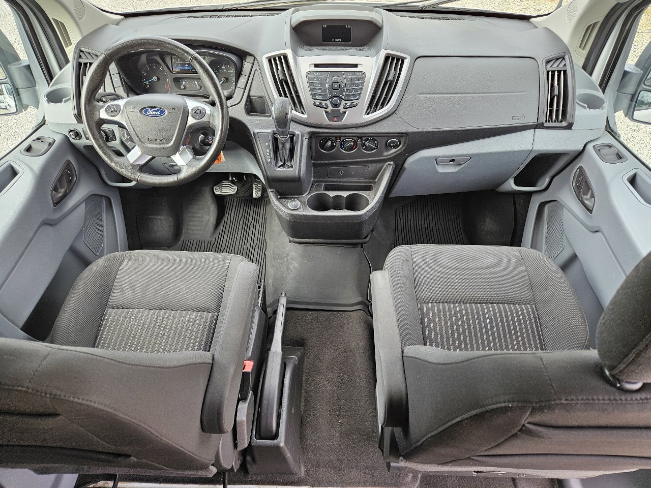 Used 2019 Ford Transit 150 XLT image 38