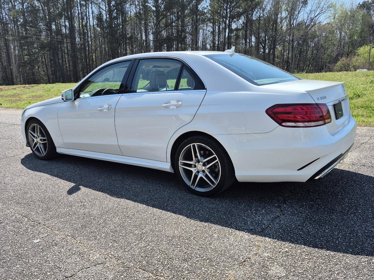 Used 2016 Mercedes-Benz E 350 Sedan image 5