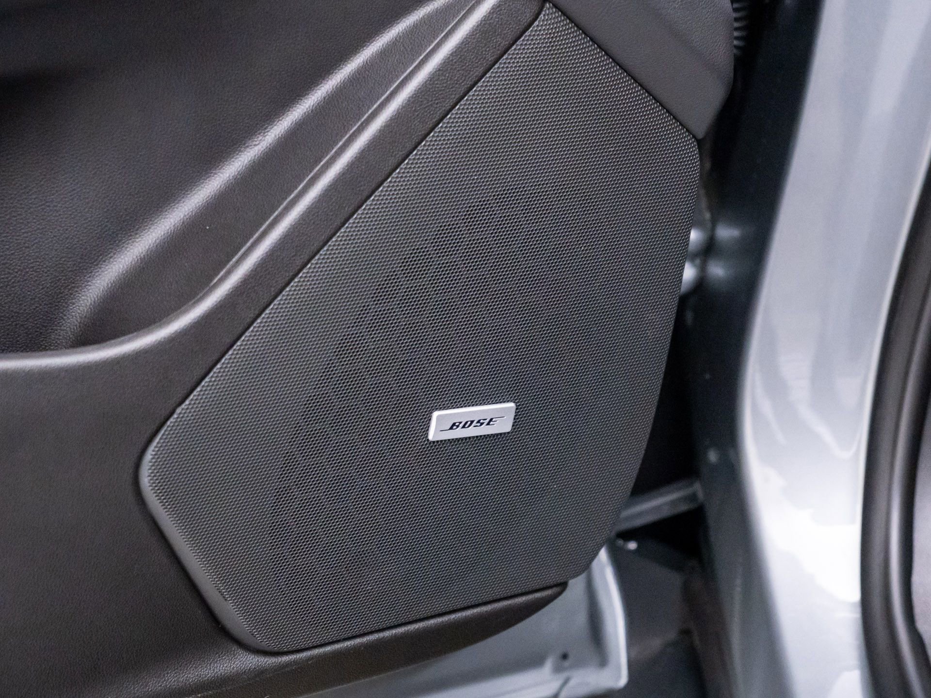 New 2026 Cadillac XT5 Luxury w/ LPO, Floor Liner Package AWD/4WD image 14