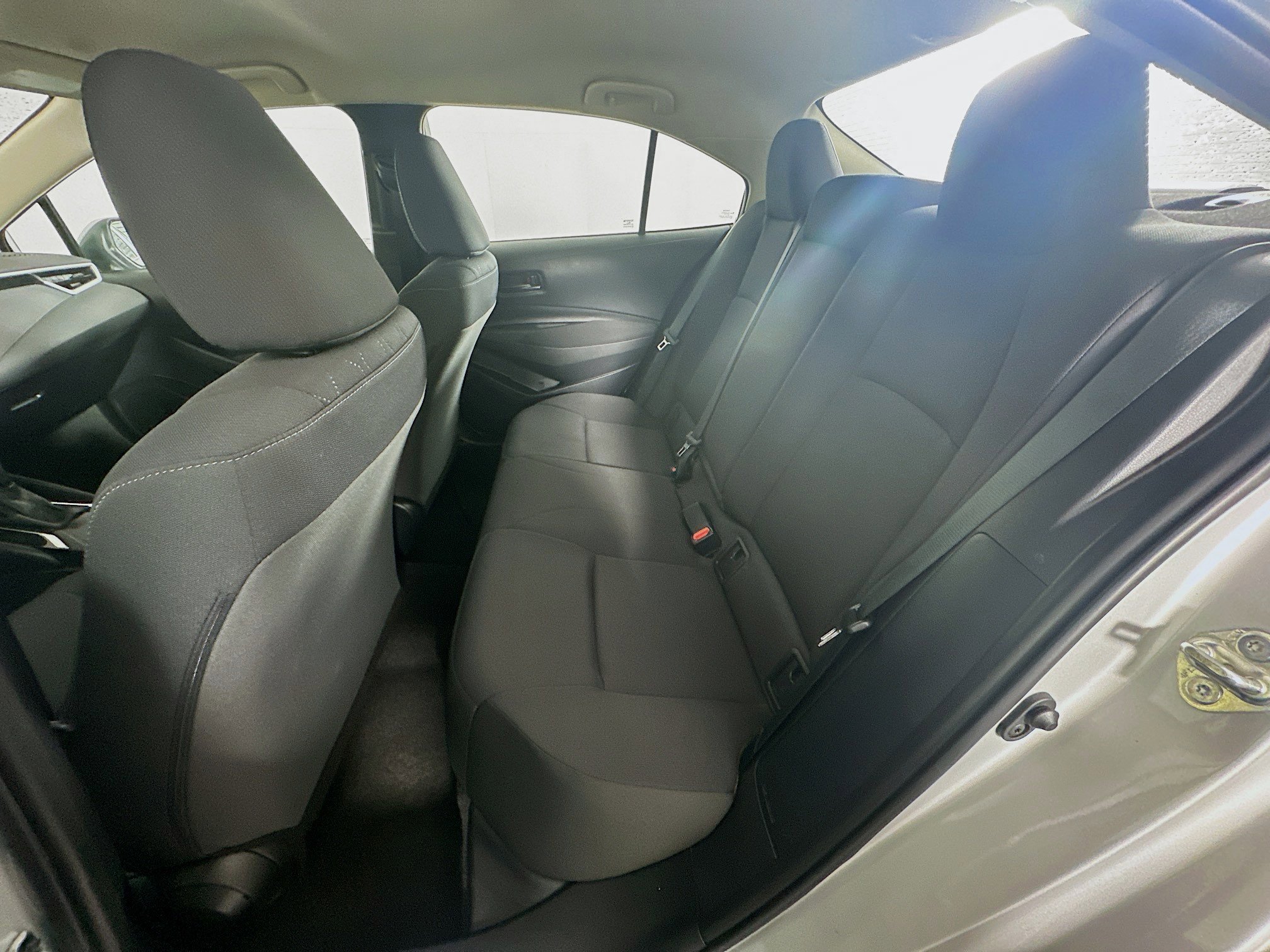 Used 2024 Toyota Corolla LE image 27