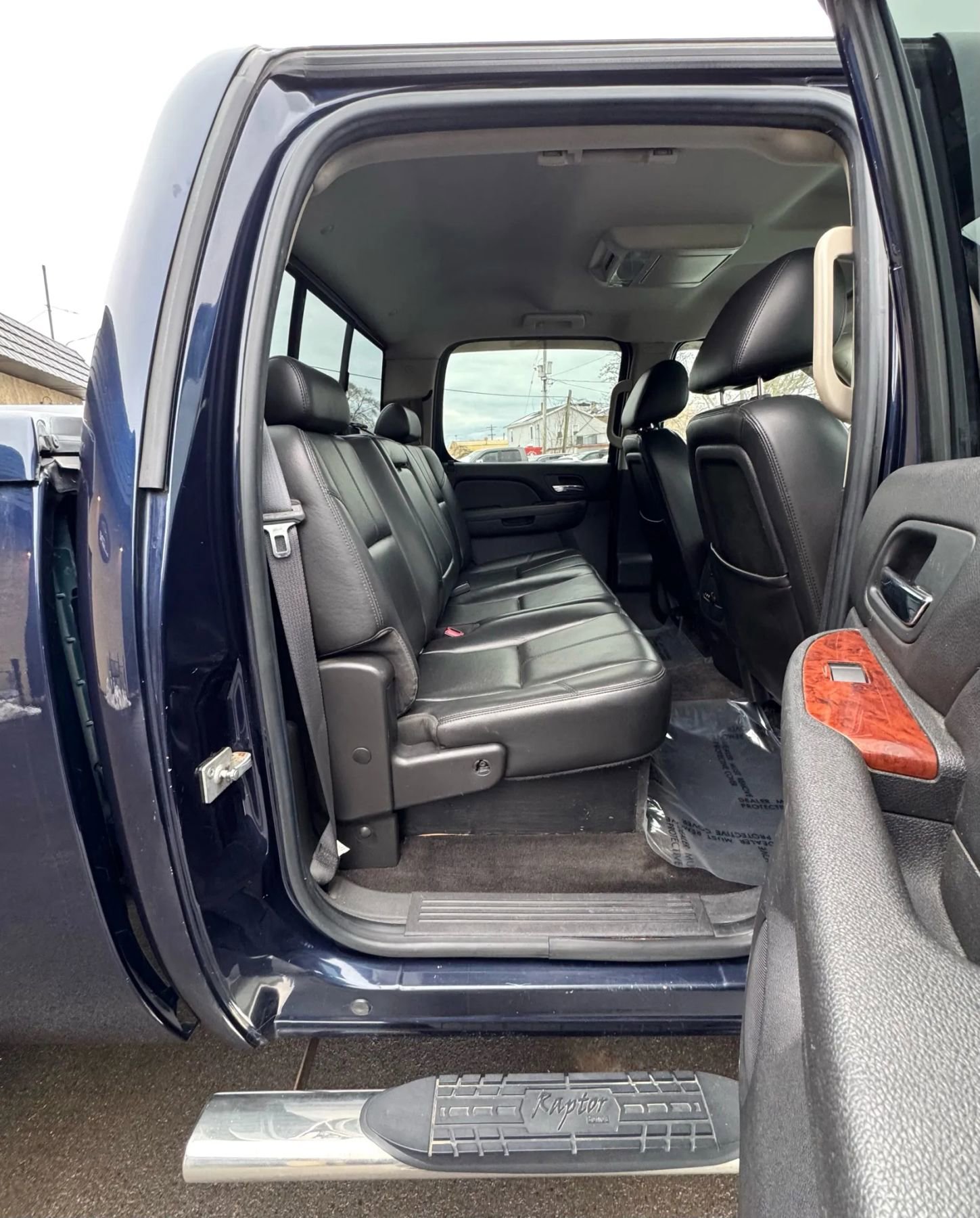 Used 2011 Chevrolet Silverado 2500 LTZ w/ Snow Plow Prep Package image 26