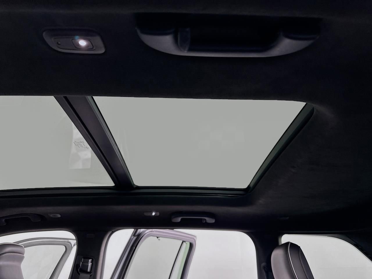 Used 2022 Jeep Grand Cherokee Summit image 34