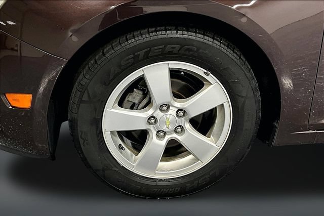 Used 2015 Chevrolet Cruze LT FWD image 29