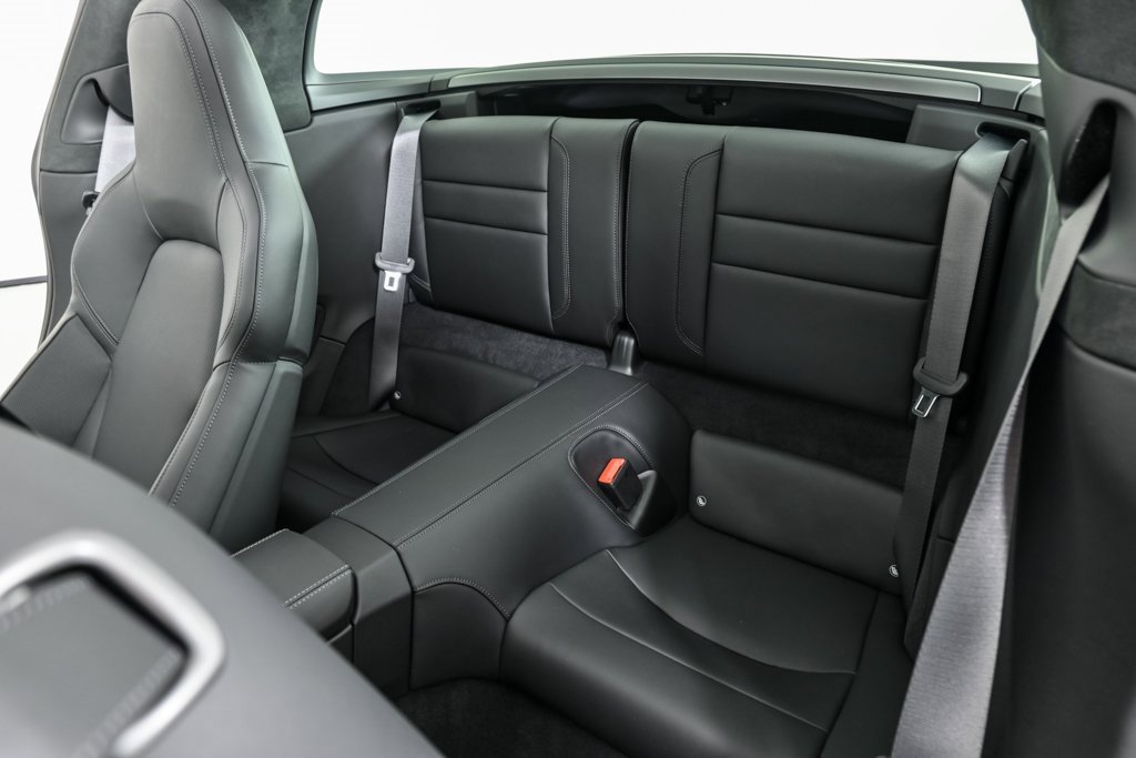 Certified 2024 Porsche 911 image 19