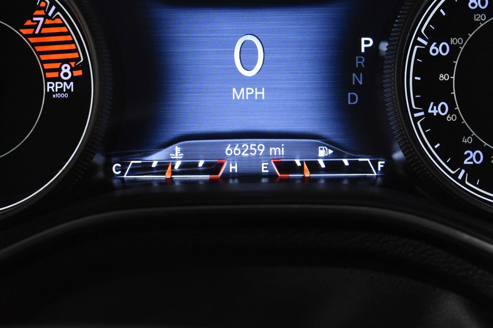 Used 2019 Jeep Cherokee Trailhawk AWD/4WD image 21