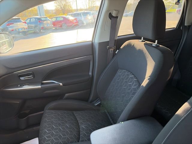 Used 2021 Mitsubishi Outlander Sport SE AWD/4WD image 23