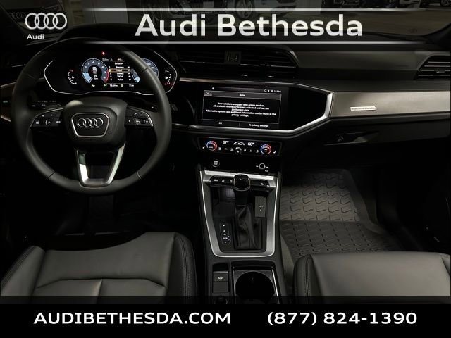 New 2025 Audi Q3 2.0T Premium image 11