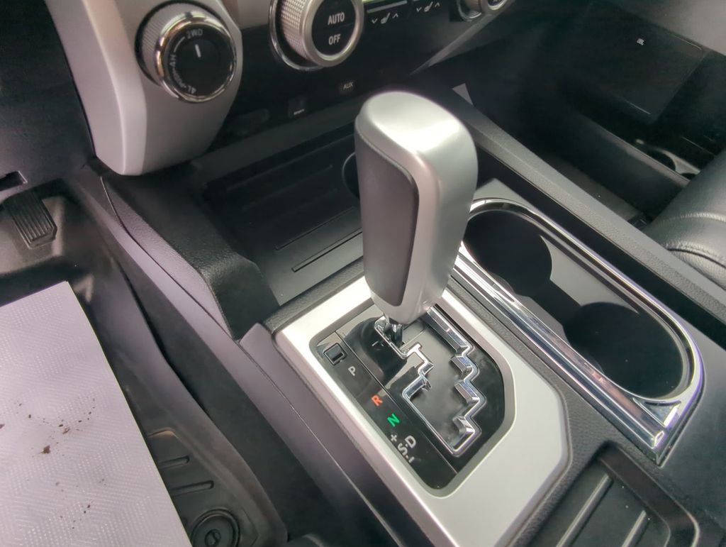 Used 2018 Toyota Tundra Limited w/ Limited Premium Package AWD/4WD image 21