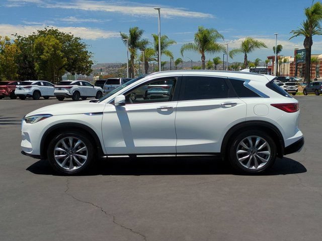 Used 2020 INFINITI QX50 Luxe w/ Navigation Package FWD image 8