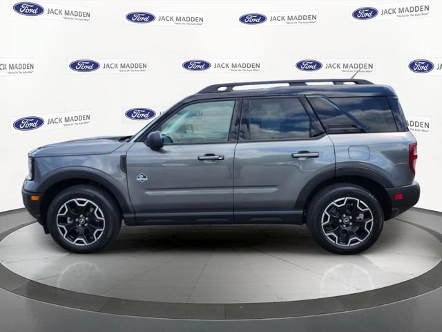 Certified 2025 Ford Bronco Sport Outer Banks w/ Outer Banks Tech Package+ AWD/4WD image 2