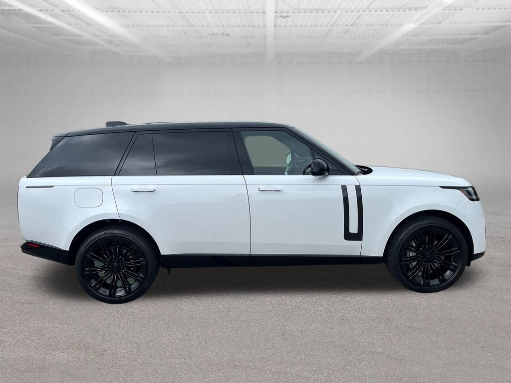 New 2026 Land Rover Range Rover Long Wheelbase SE AWD/4WD image 6