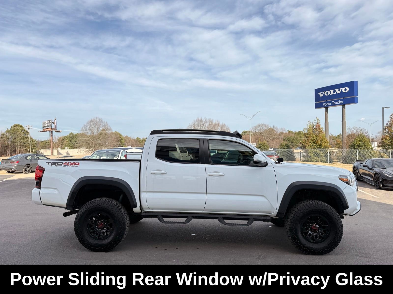 Used 2019 Toyota Tacoma TRD Off-Road image 11