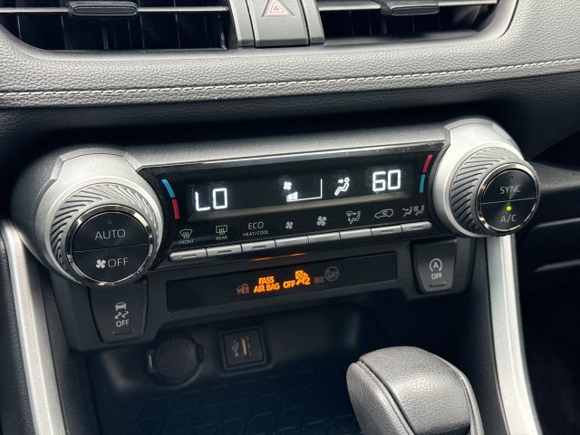 Used 2024 Toyota RAV4 XLE FWD image 19
