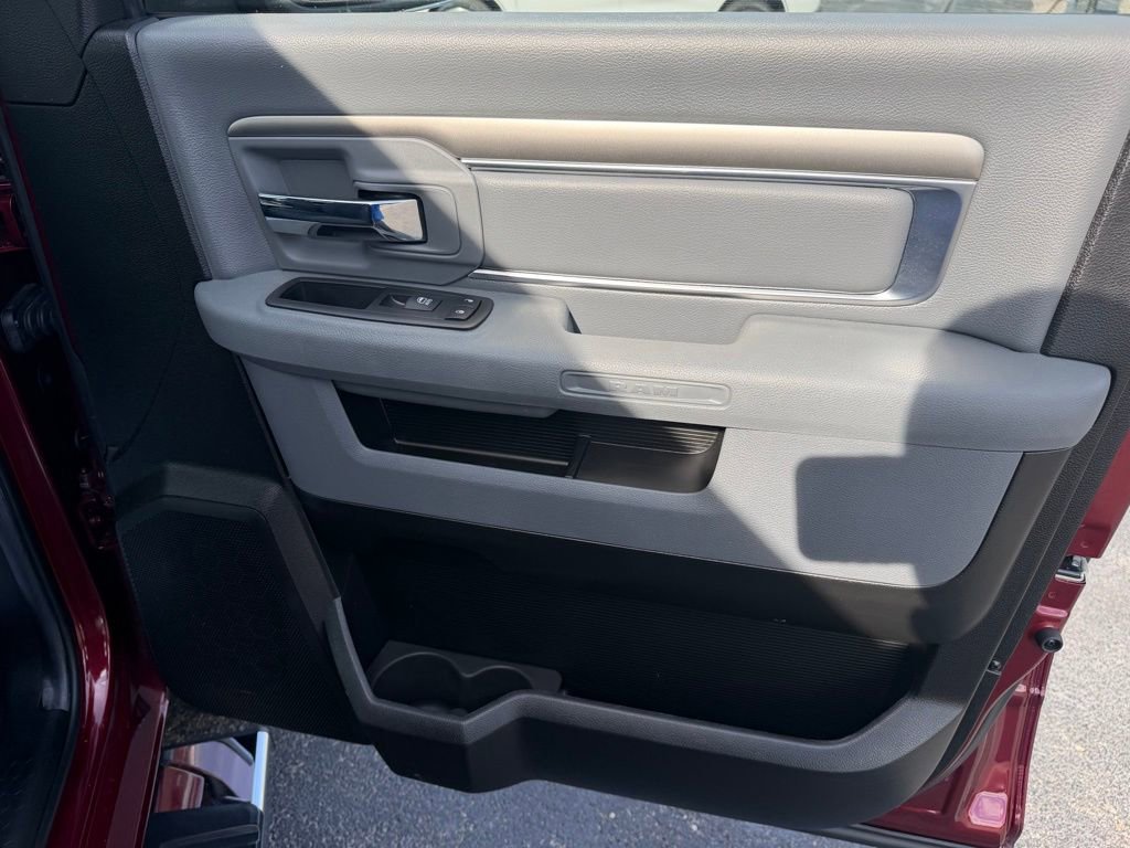 Used 2019 RAM 1500 Big Horn image 30