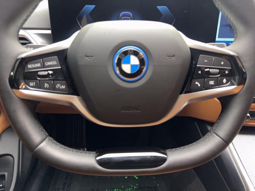 Used 2025 BMW i4 eDrive40 w/ Premium Package RWD image 60