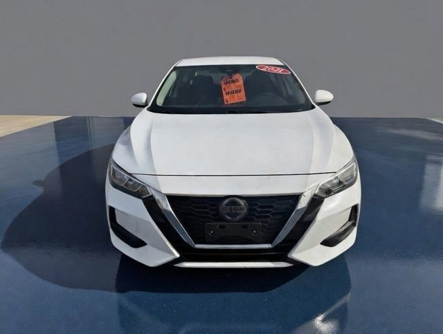 Used 2021 Nissan Sentra SV image 2