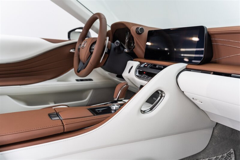 Used 2026 Lexus LC 500 Convertible w/ Inspiration Series RWD image 58