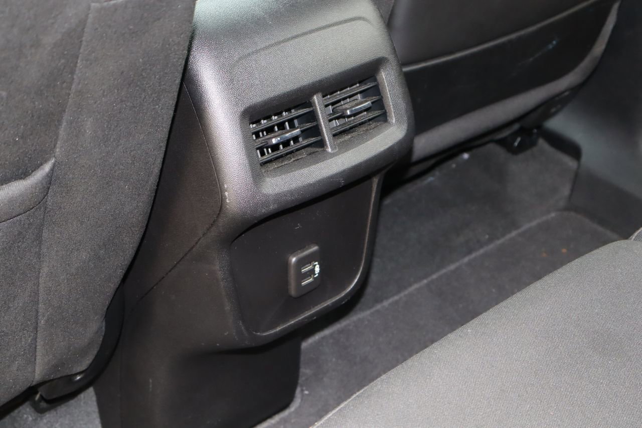 Used 2018 GMC Terrain SLE w/ Driver Convenience Package FWD image 14