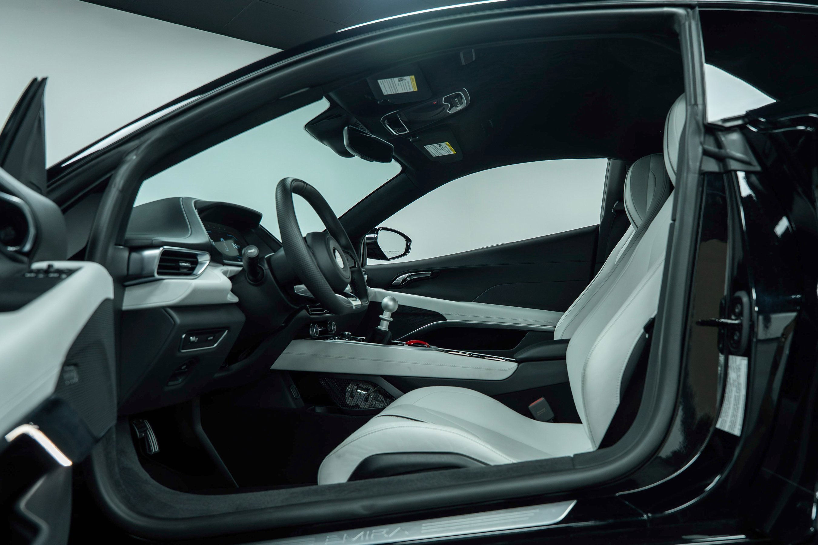 New 2025 Lotus Emira image 20
