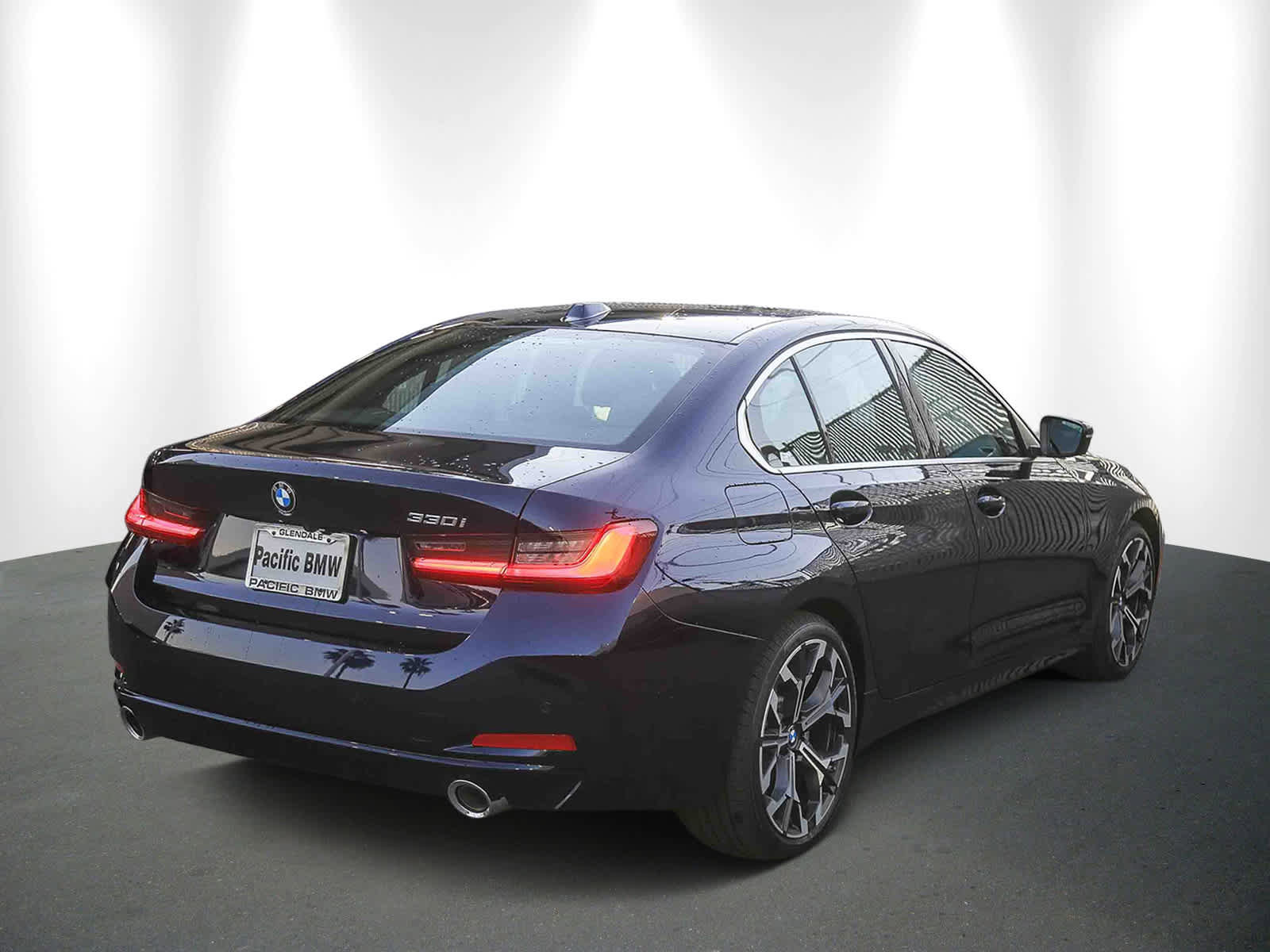 New 2026 BMW 330i Sedan w/ Convenience Package image 6