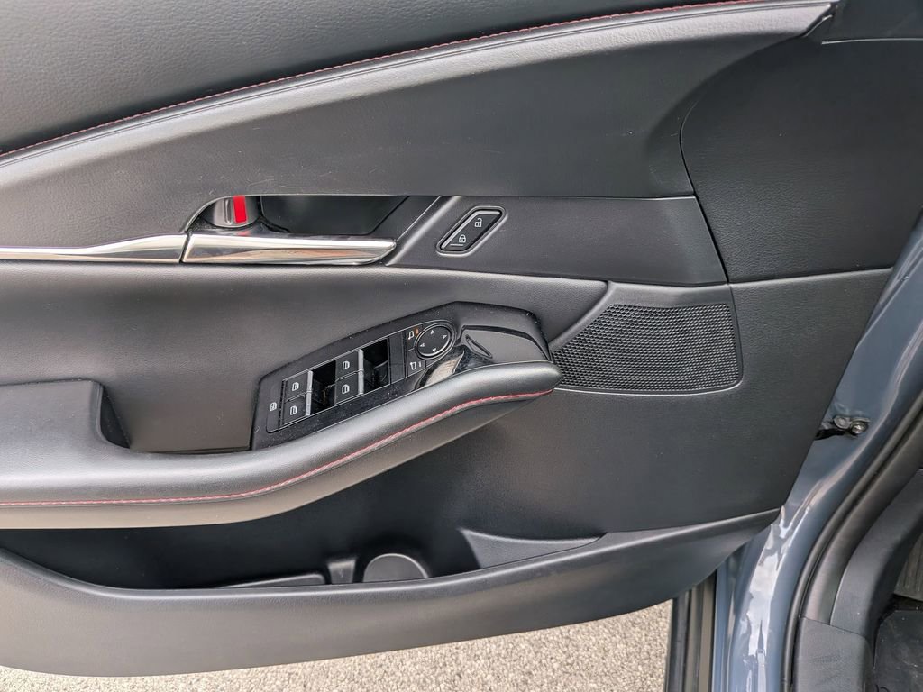 Used 2025 MAZDA CX-30 AWD 2.5 S w/ Preferred Package image 11