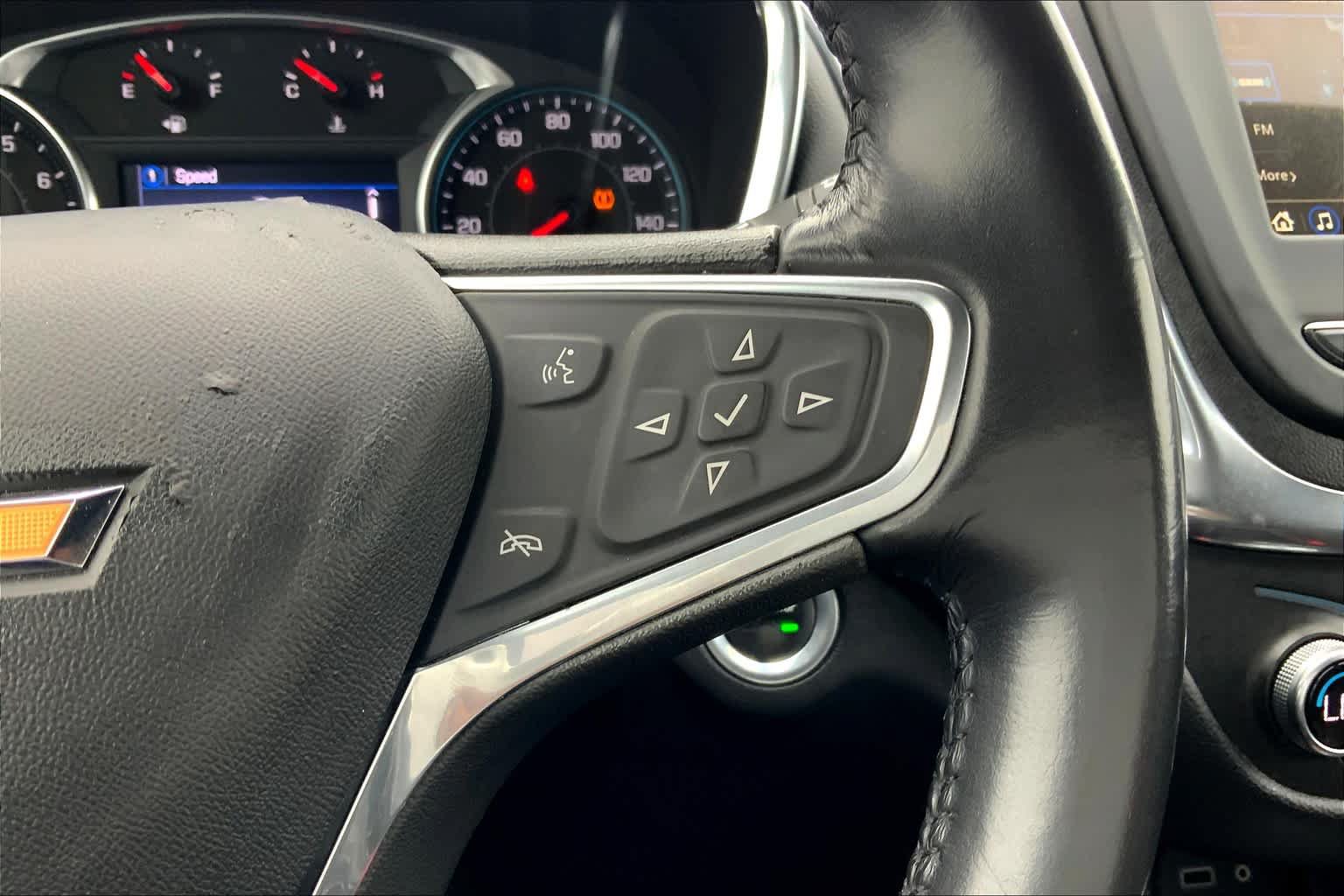 Used 2019 Chevrolet Equinox LT w/ Driver Convenience Package FWD image 22