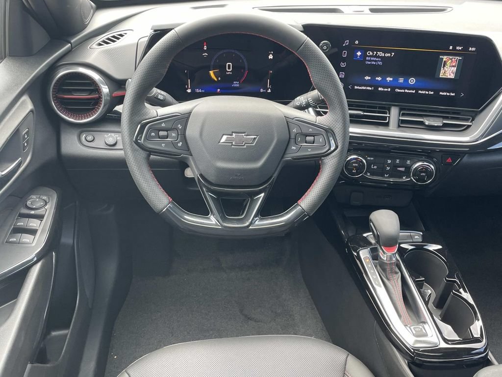 New 2026 Chevrolet Trax RS w/ Sunroof Package FWD image 10