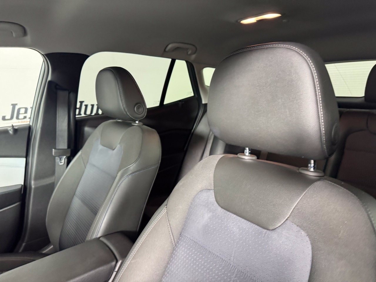 Used 2024 Chevrolet Trax LT FWD image 12