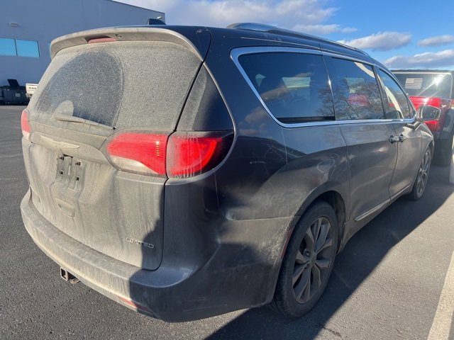 Certified 2020 Chrysler Pacifica Limited image 5