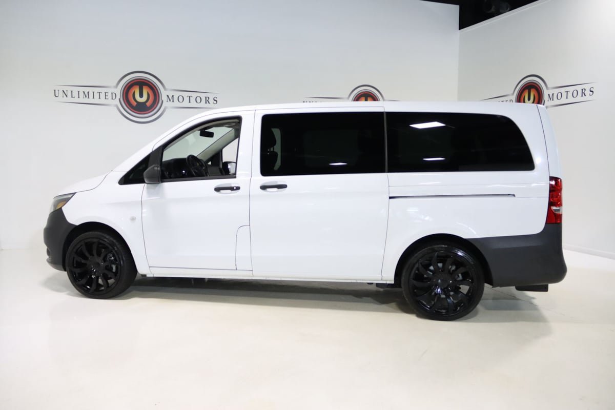 Used 2023 Mercedes-Benz Metris Passenger image 30